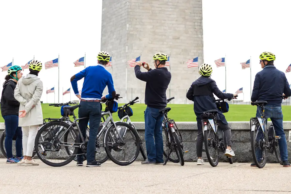Washington DC: Monuments and Memorials Bike Tour